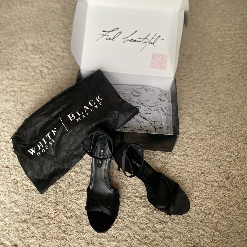 White House Black Market - black dress shoes size 8.5